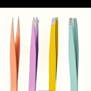 NWOT Multi-Colored Tweezer Set
